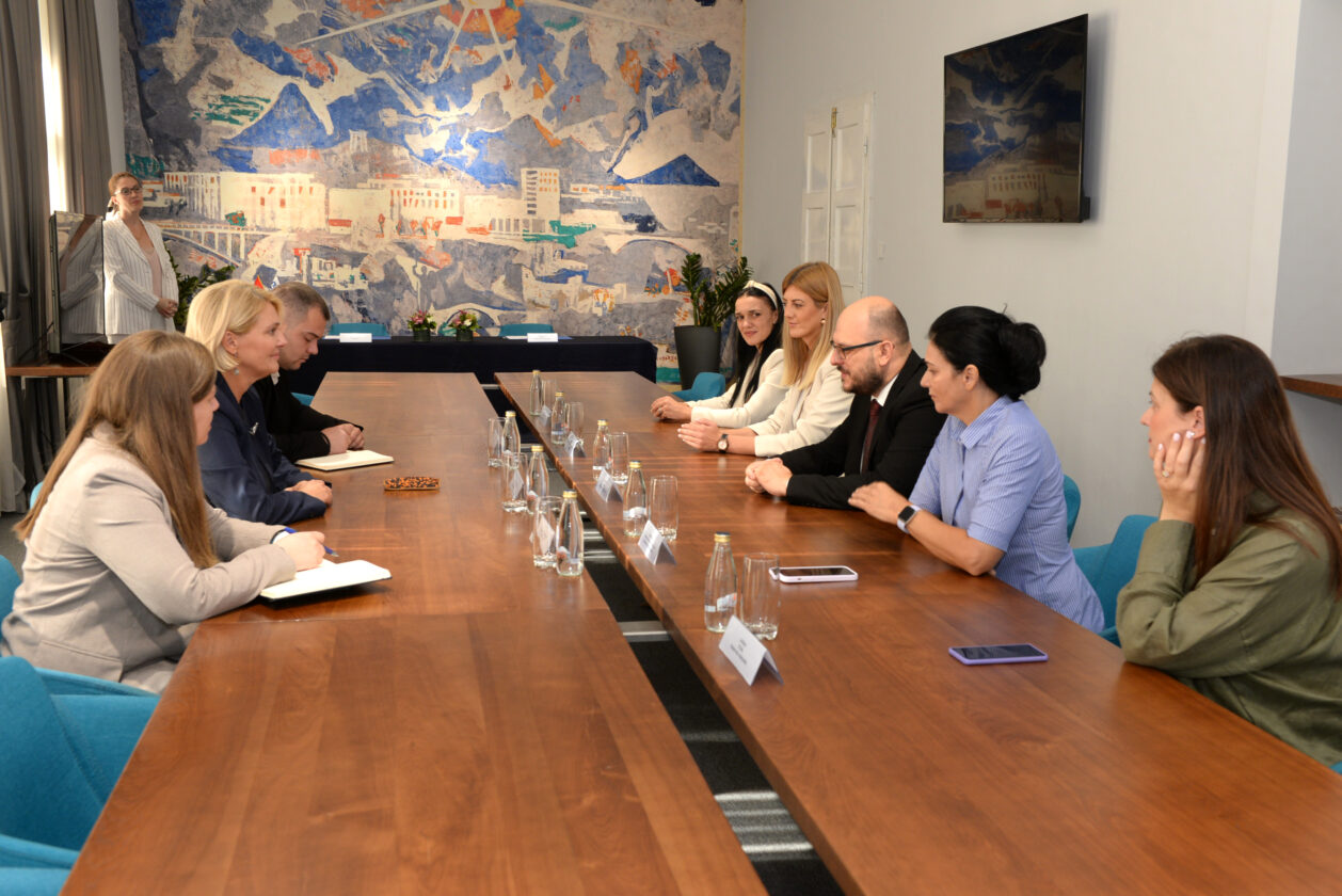 Sebastian Injac Injac i Adrović potpisali Sporazum kojim će se regulisati projekat ...